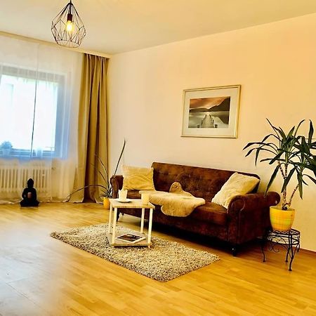 Schone, Gut Ausgestattete Wohnung Fur 1 Bis 4 Personen - Zentral Gelegen Бад Емс Екстериор снимка